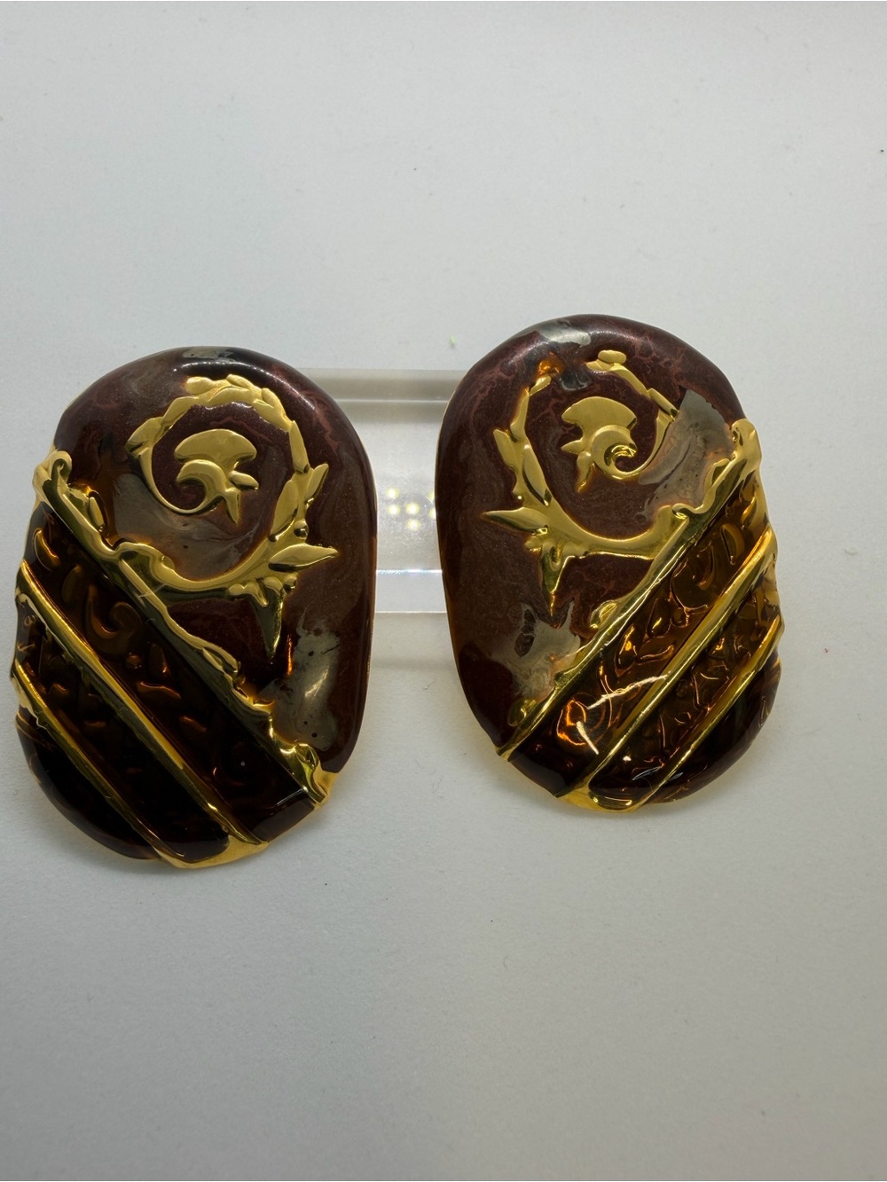Vintage Berebi Paris Clip On Earrings, Gold Tone & Marbled Brown 1980s